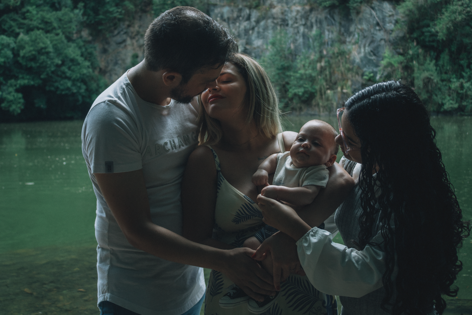 Glückliche kinder, glückliches zuhause 2 Familie